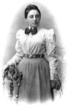 Emmy Noether (1882-1935)